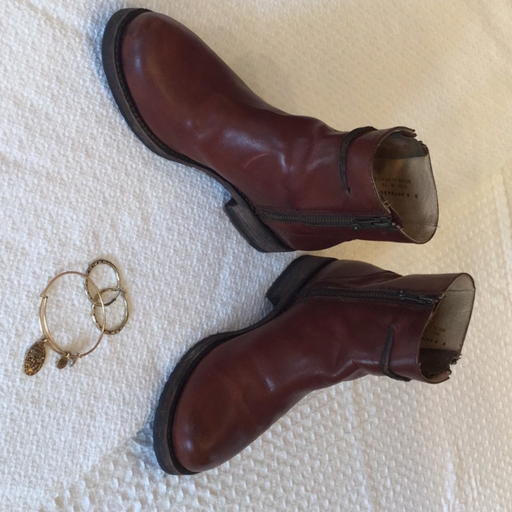 Frye short boots